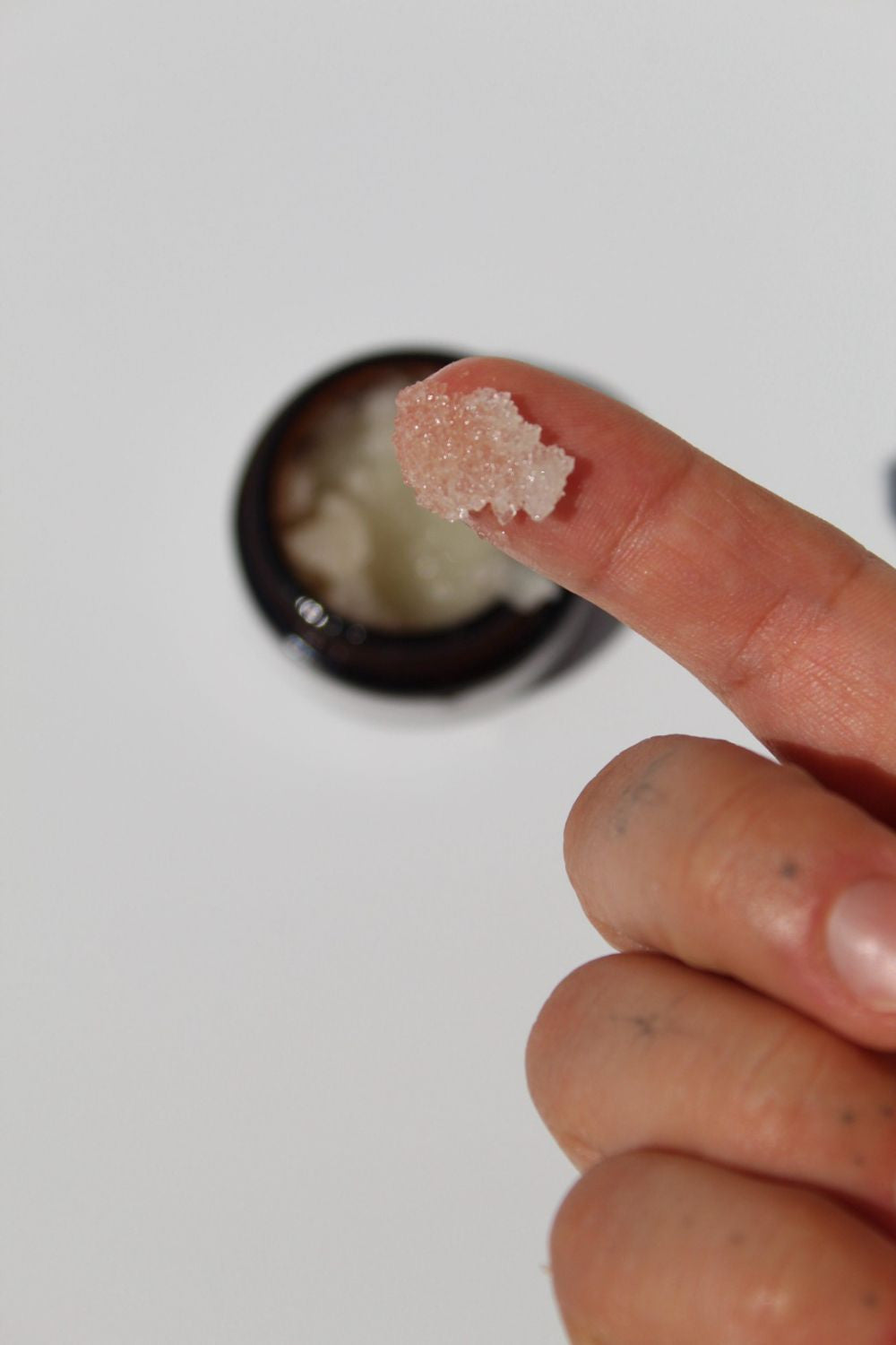 Root Aromaterapi-Dudak Ovma-Peeling-2-milagron.live