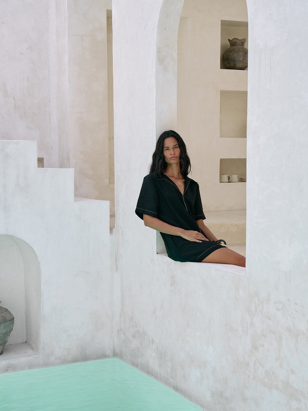 The Handloom-Mae Popover Mini Dress Black-Elbise-2-milagron.live