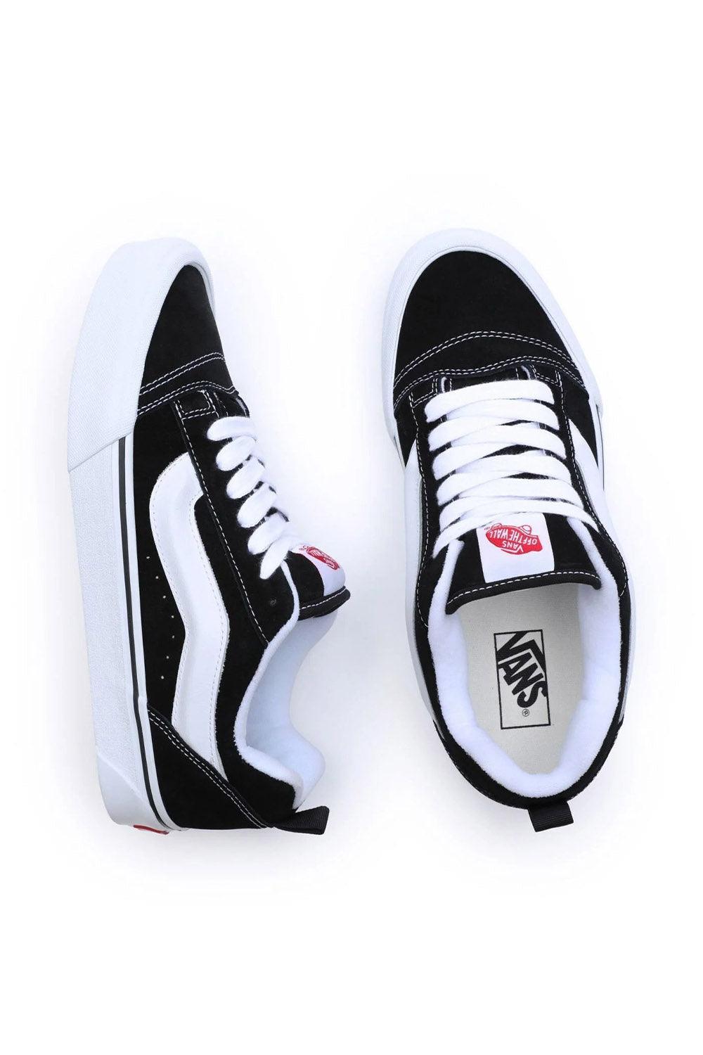 Vans-Knu Skool Black/True White-Sneakers-4-milagron.live