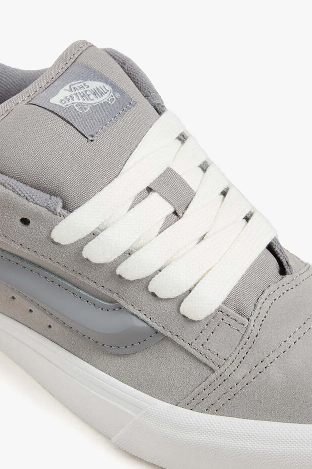 Vans-Knu Skool Suede Gray-Sneakers-4-milagron.live
