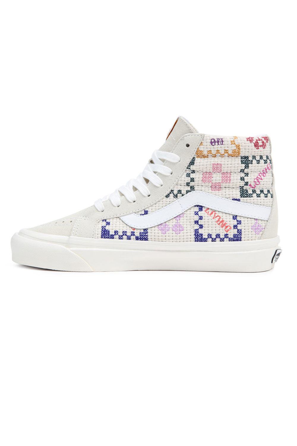 Vans-UA SK8-Hi 38 DX Classic White-Sneakers-4-milagron.live