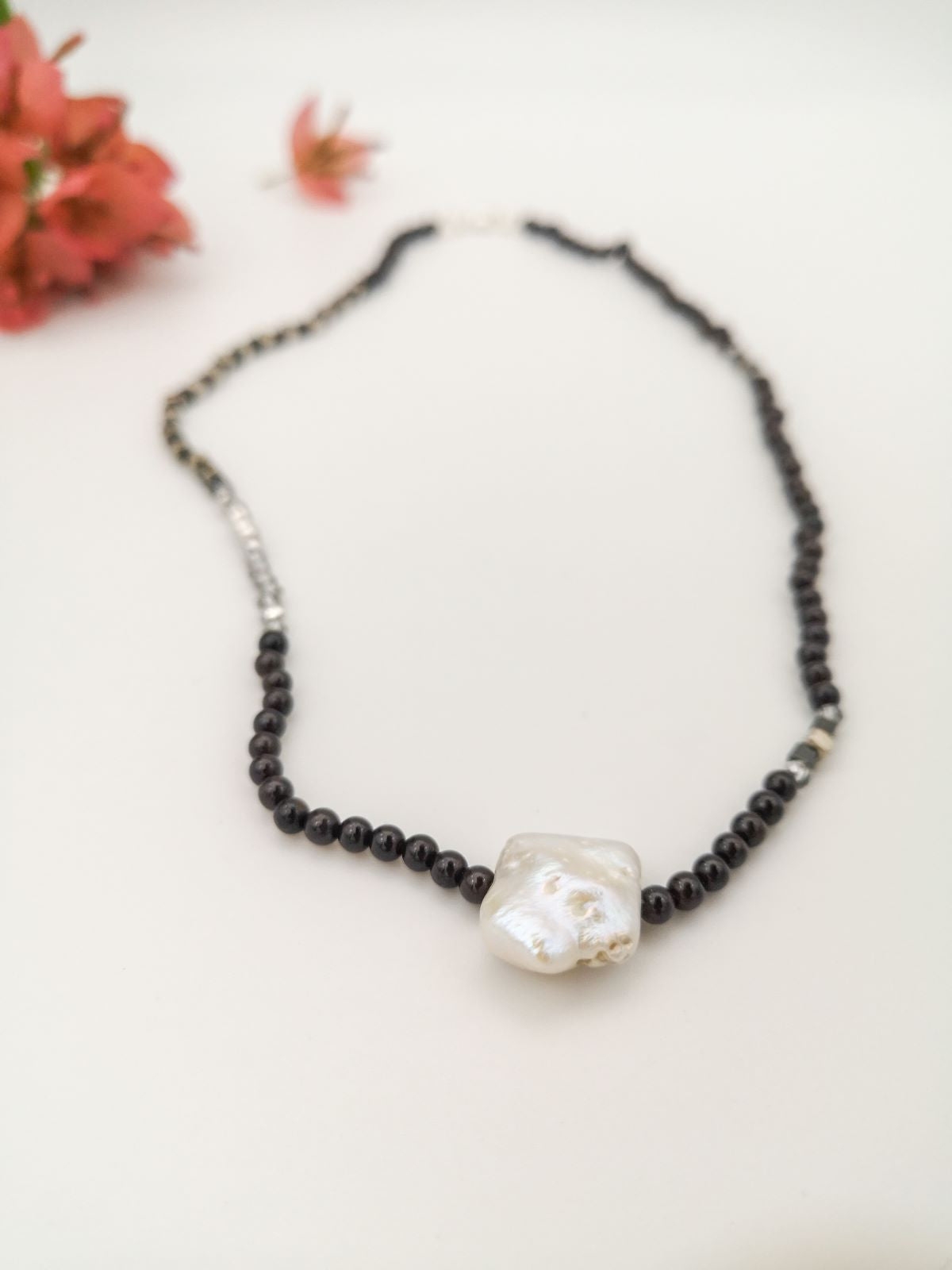 Amorf İNci Granat Kolye