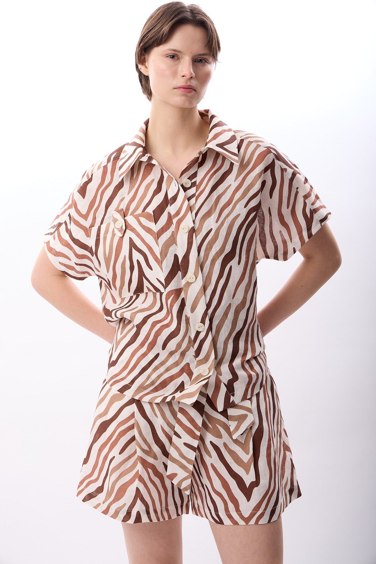 Zebra Desenli Kısa Şort (Bej) - 1