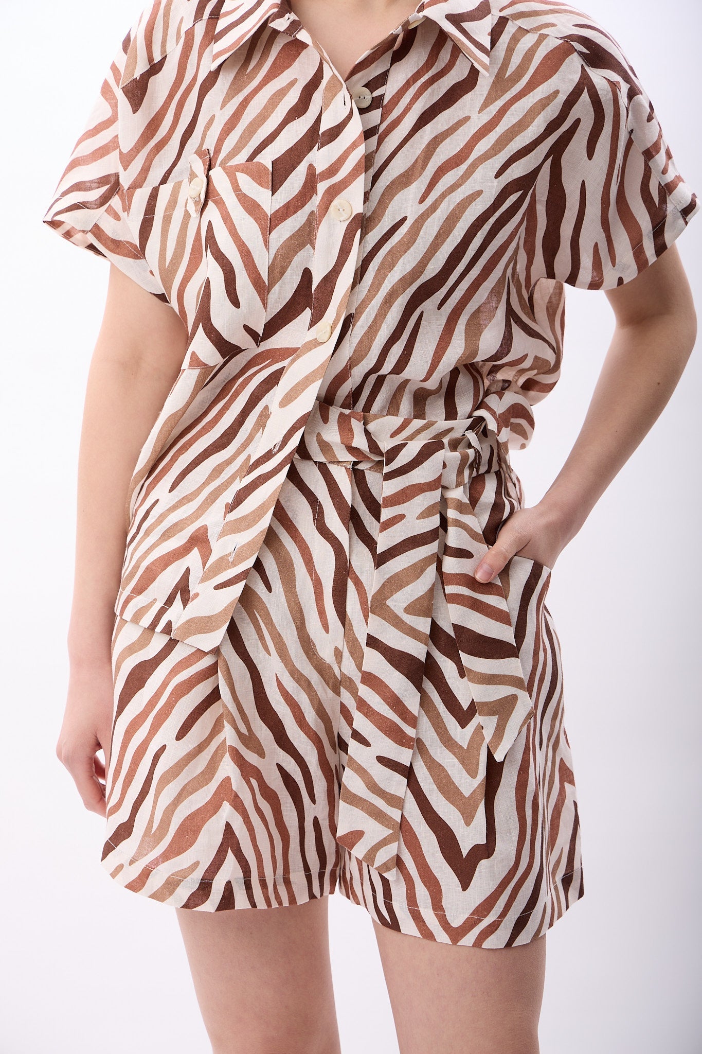 Zebra Desenli Kısa Şort (Bej) - 6