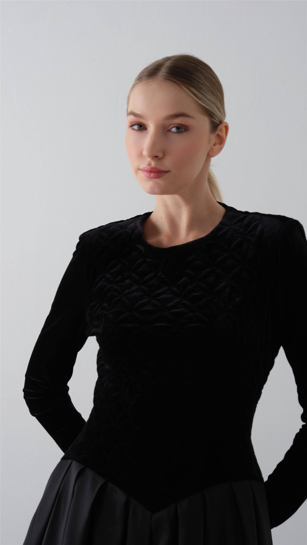 Kapitone Detaylı Elbise – Siyah - 4