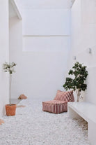 Modern Lacivert & Beyaz Doly Koltuk | Minimalist Ve Şık Lounger Tasarımı - 5