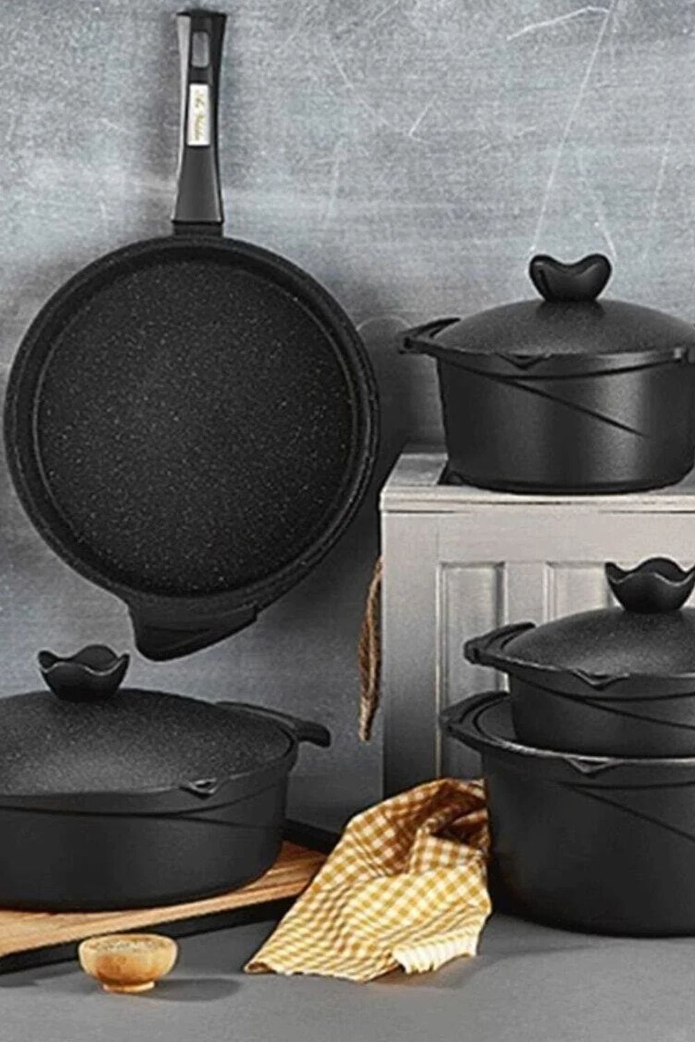 Aryıldız Flipper Gusto 9 Parça Siyah Döküm Tencere Seti 520014 - 1