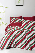Festive Çift Kişilik Lastikli Çarşaflı Nevresim Takımı Merry Kırmızı - 0
