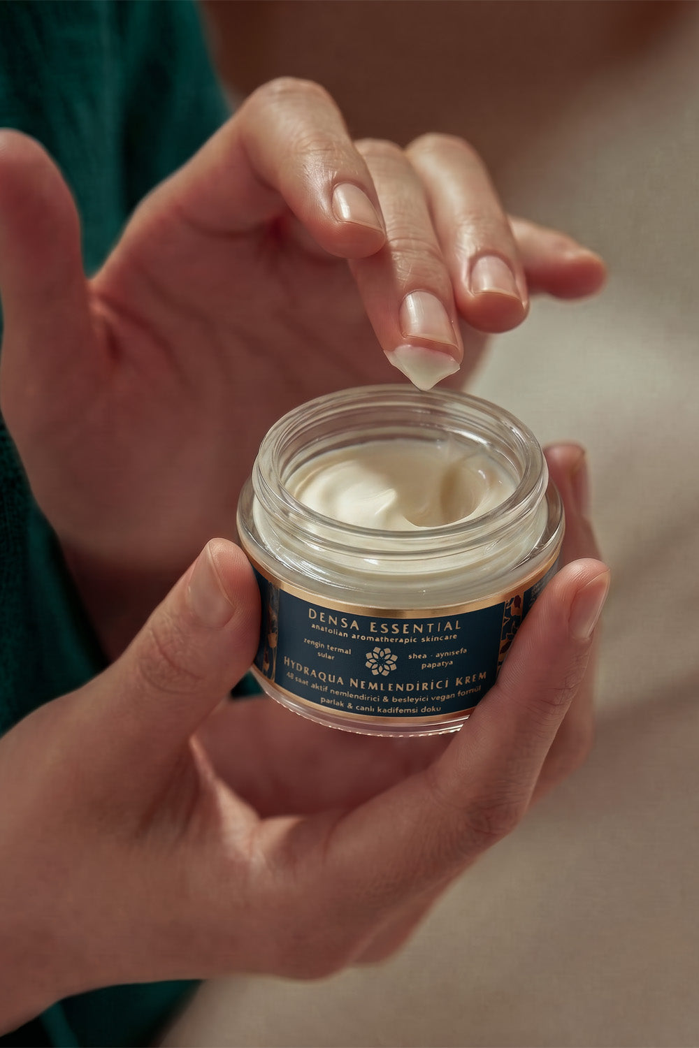 Hydraqua Nemlendirici & Besleyici Krem 50 Ml - 2
