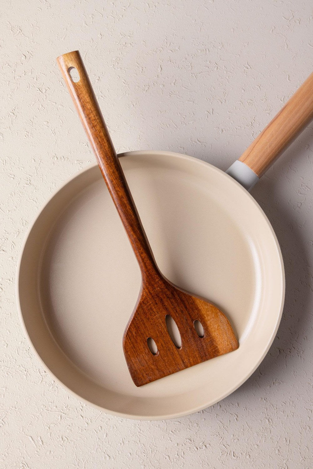 Natura Akasya Delikli Spatula, 34 × 10 Cm - 0
