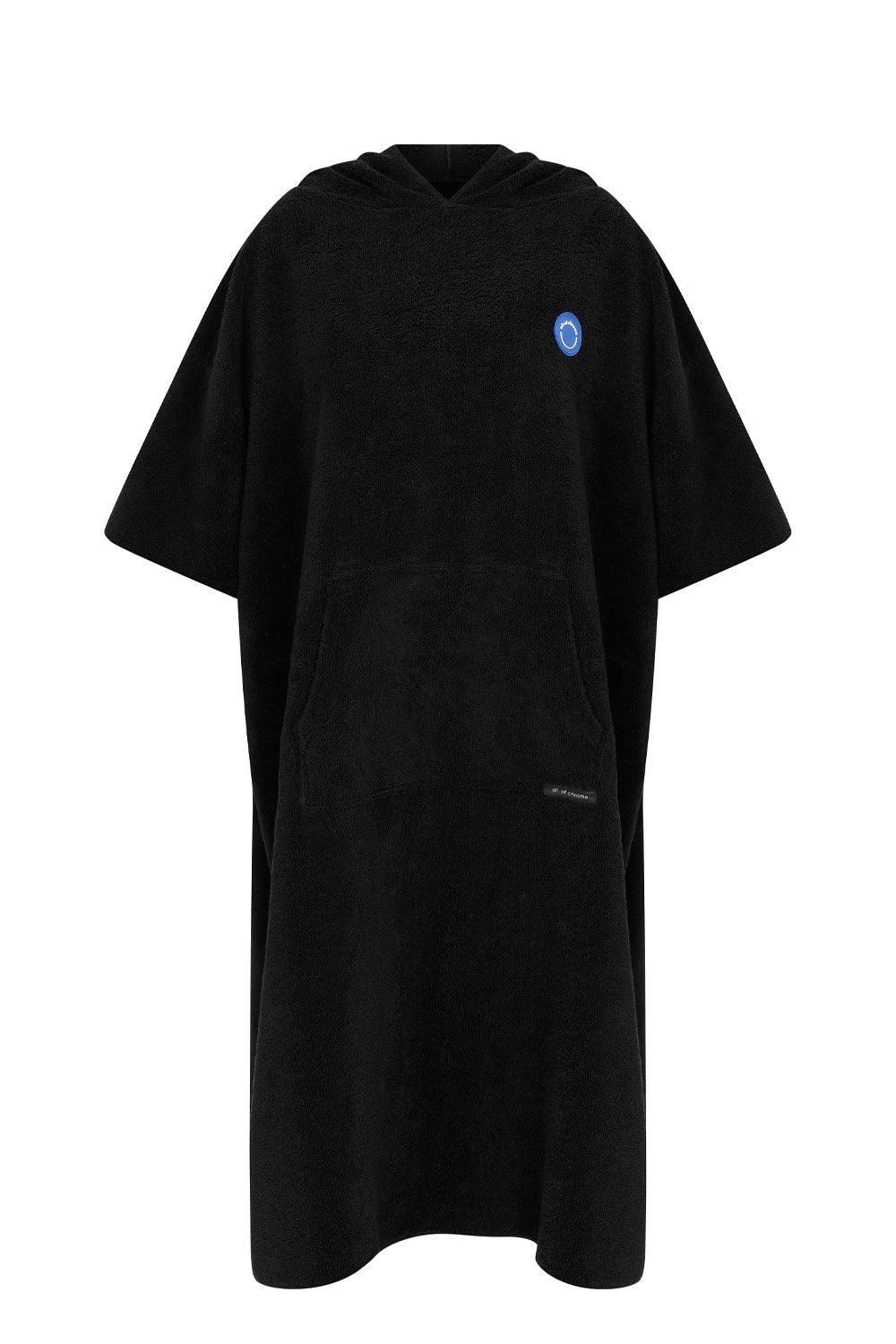 All Of Chrome-Basic Black Poncho-Panço-1-milagron.live
