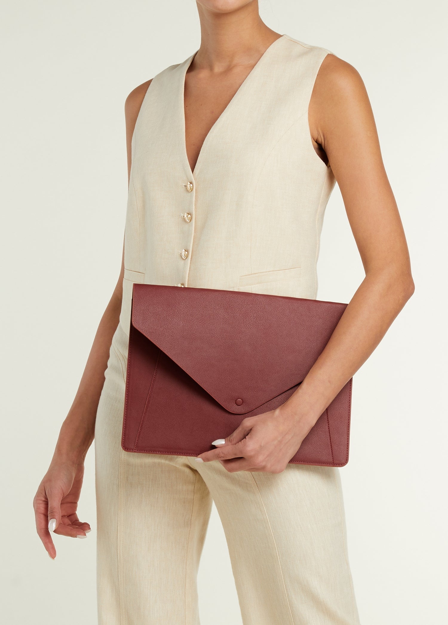 Bagh Collection-Apple Leather Maroon Laptop Sleeve-1-milagron.live