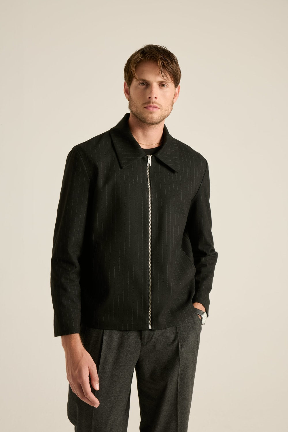 Batts-Paul Mont Siyah-Mont-4-milagron.live
