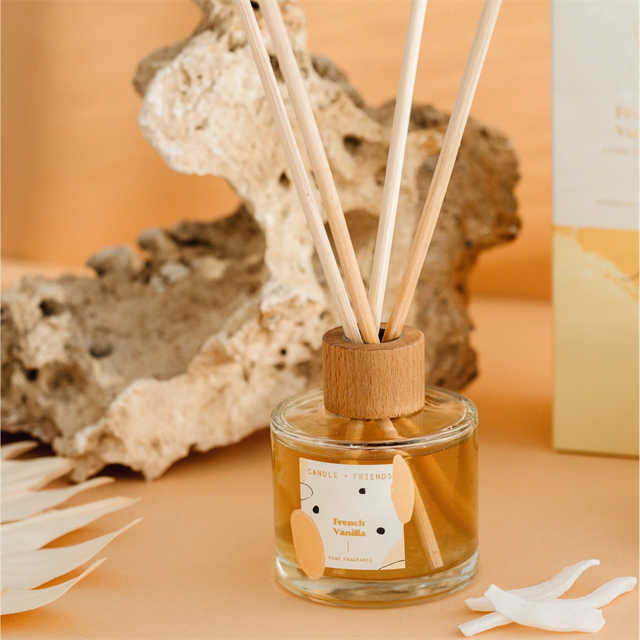 Candle + Friends-French Vanilla Oda Kokusu-Oda Kokusu-2-milagron.live