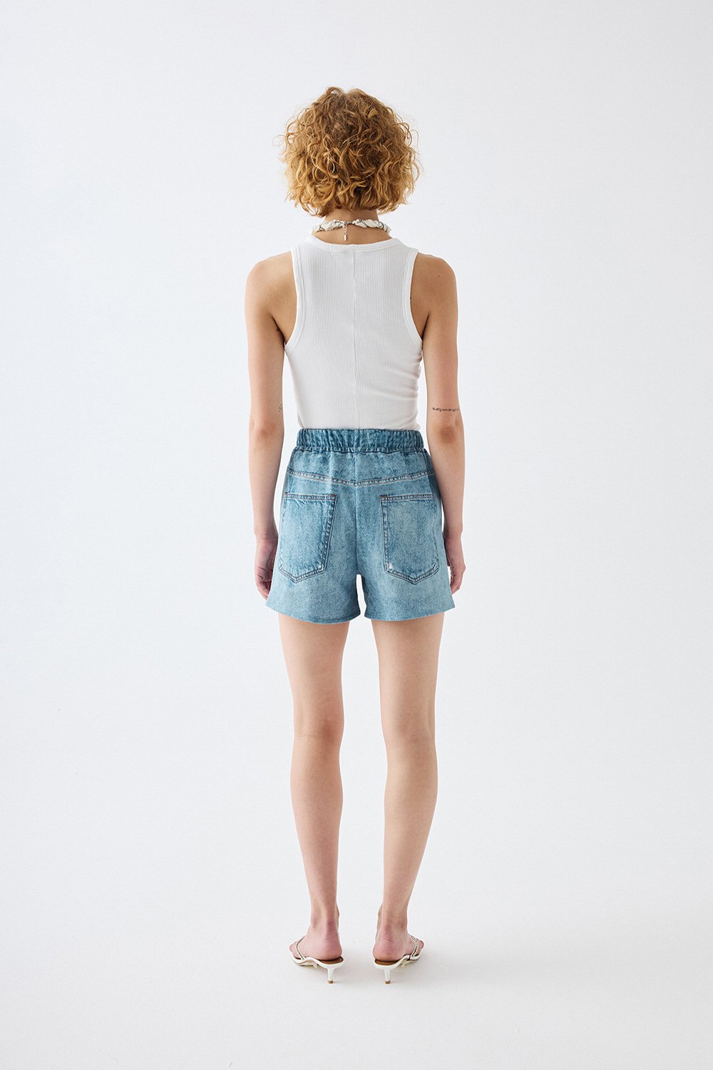 Certain-Quinn Short-Şort-3-milagron.live