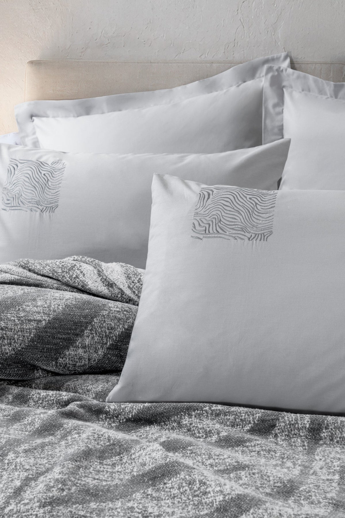  Fleece Çift Kişilik Yatak Örtülü Nevresim Takımı Tero Gri
