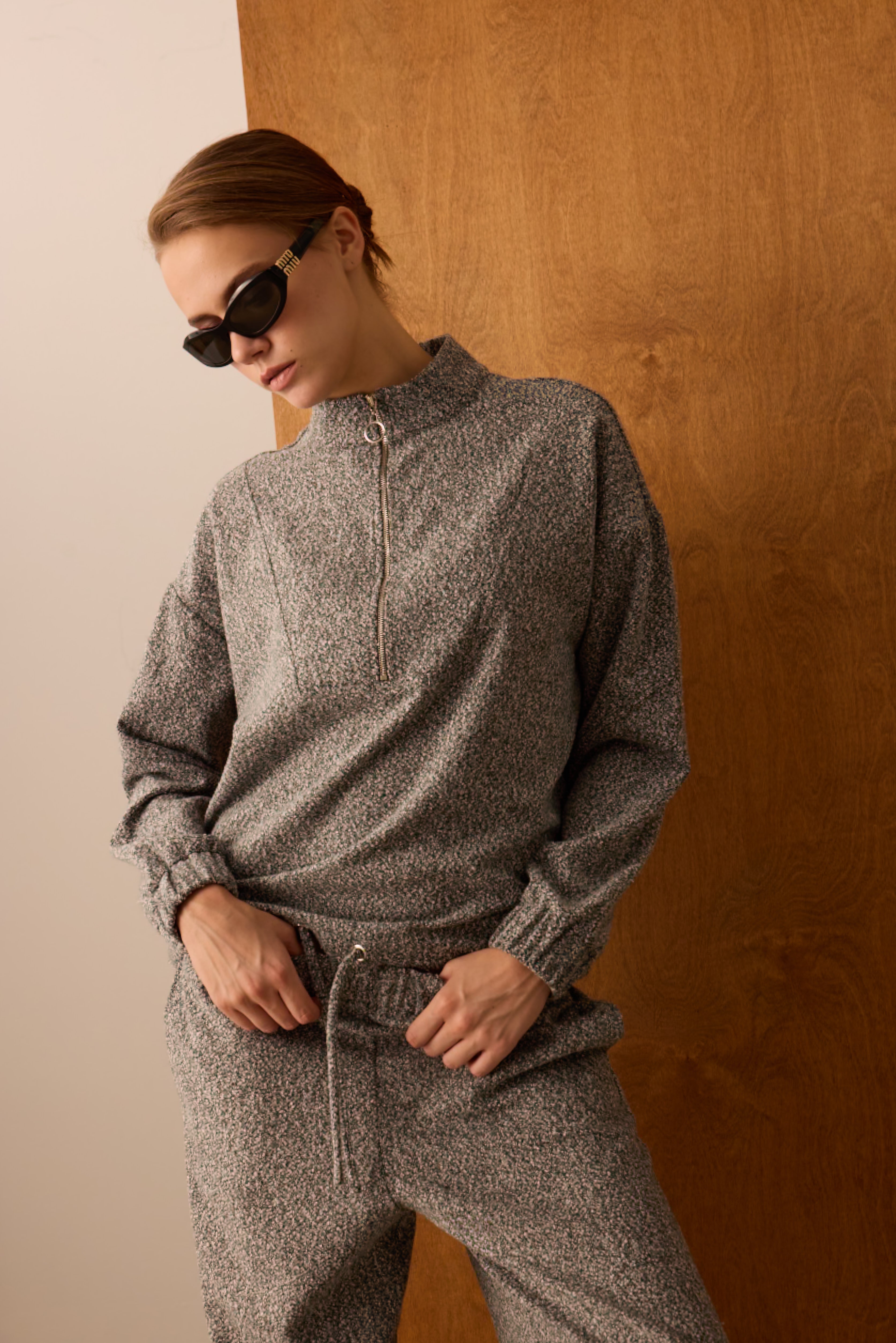 Diagonal-Fermuarlı Gri Sweatshirt-Sweatshirts & Hoodies-8-milagron.live