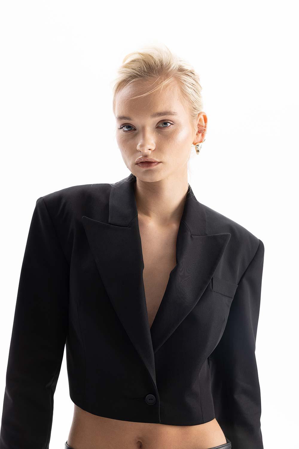 Duygu Demirel-Casablanca Blazer-Ceket-4-milagron.live