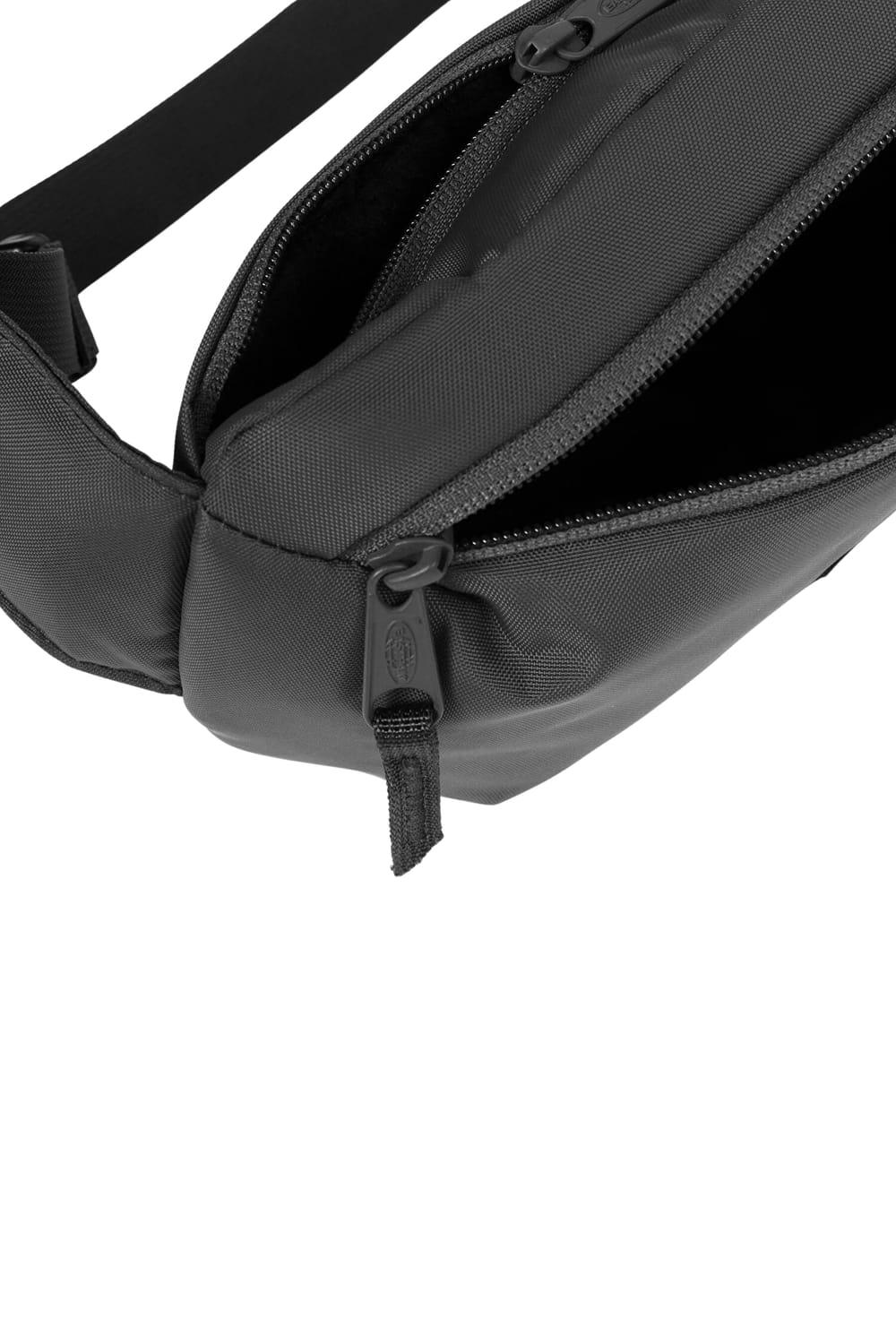 Eastpak-Cnnct F Waist Cnnct F Black-Bel Çantası-6-milagron.live