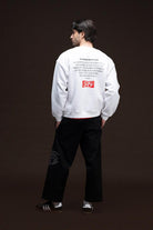 Erkek Beyaz Düşük Omuzlu Sırt Baskılı Sweatshirt