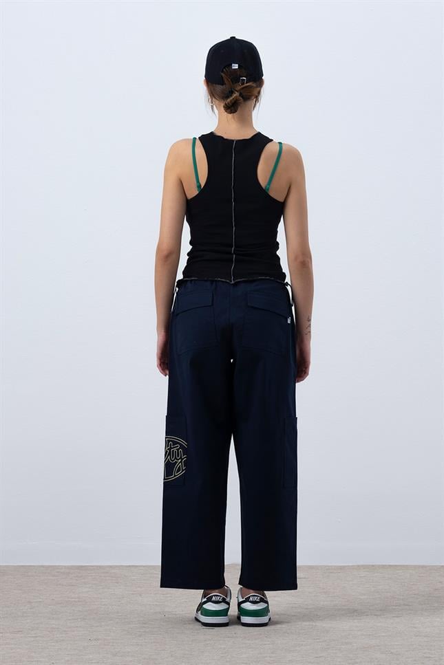 Fifty Pieces-Siyah Core Kontrast Dikişli Halter Yaka Atlet-Top-6-milagron.live