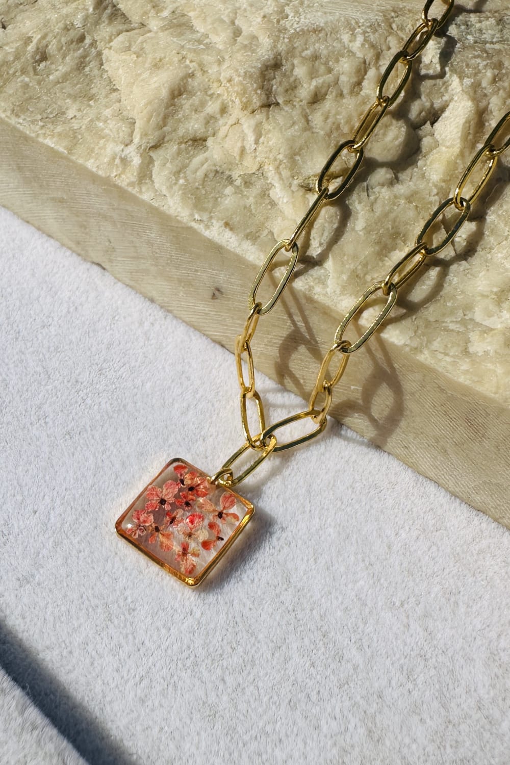 Fiorel Design-Golden Garden Lil Square - Pink-Kolye-1-milagron.live