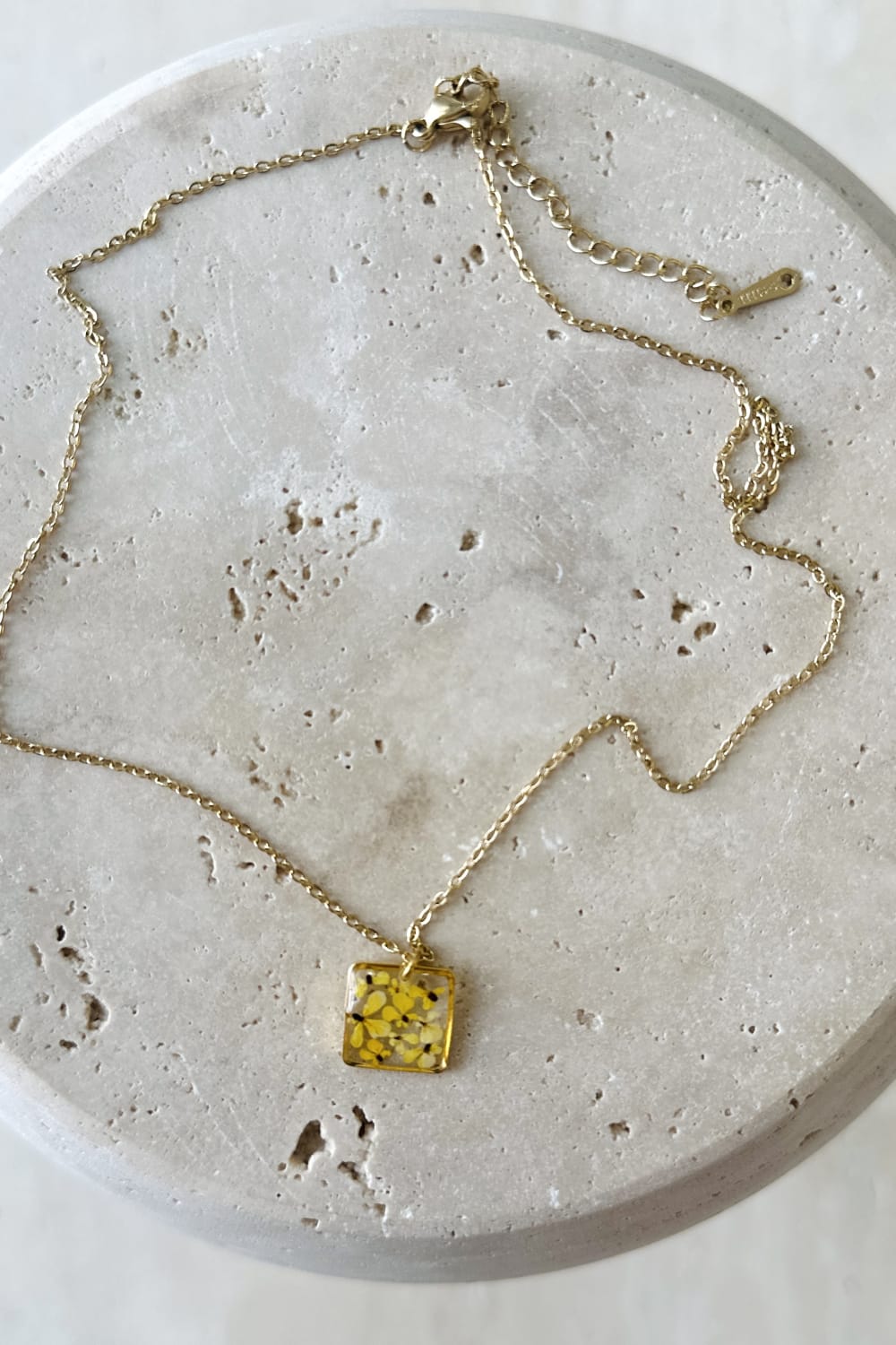 Fiorel Design-Teeny Weeny Square - Yellow-Kolye-2-milagron.live