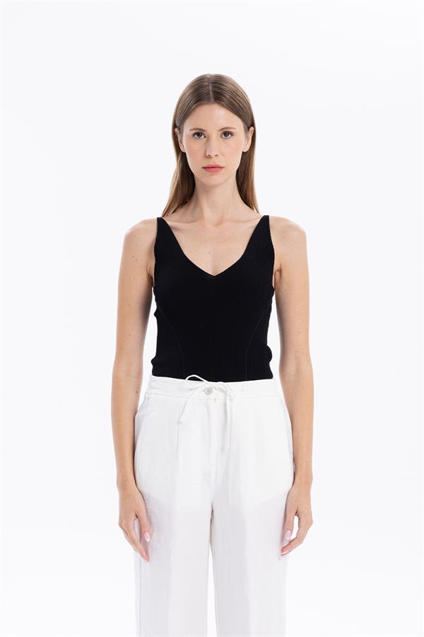 GMG Firenze-V Yaka Slim Fit İnce Askılı Triko Kadın Atlet-Summer'25-5-milagron.live