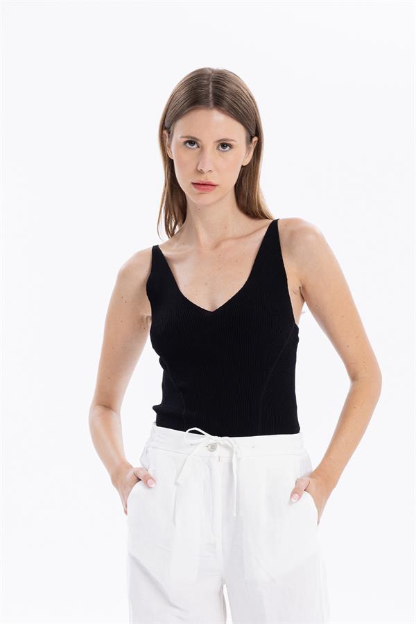 GMG Firenze-V Yaka Slim Fit İnce Askılı Triko Kadın Atlet-Summer'25-6-milagron.live