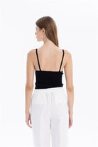 GMG Firenze-V Yaka Slim Fit İnce Askılı Triko Kadın Atlet-Summer'25-8-milagron.live