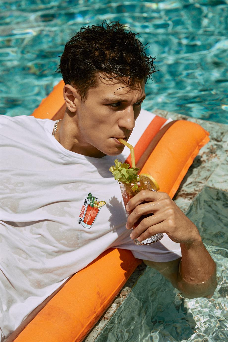 Gourmoji-Bloody Mary-T-Shirts-3-milagron.live