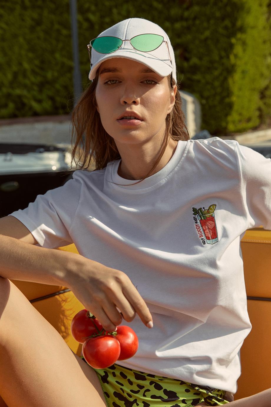 Gourmoji-Bloody Mary-T-Shirts-4-milagron.live