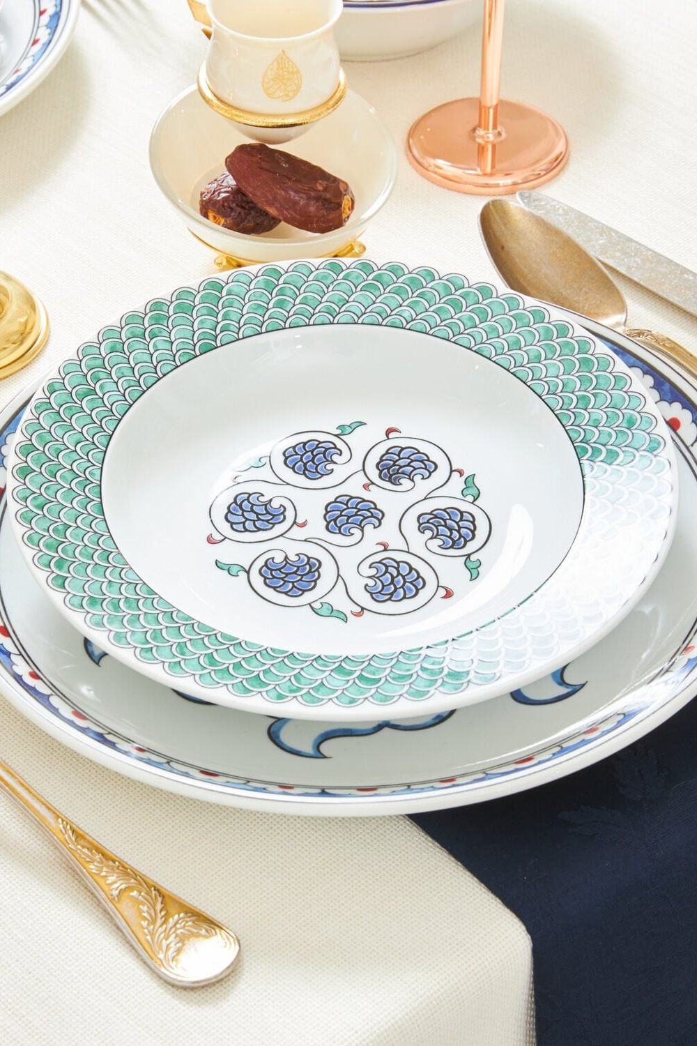 Zennup İznik Çukur Tabak 22cm - 0