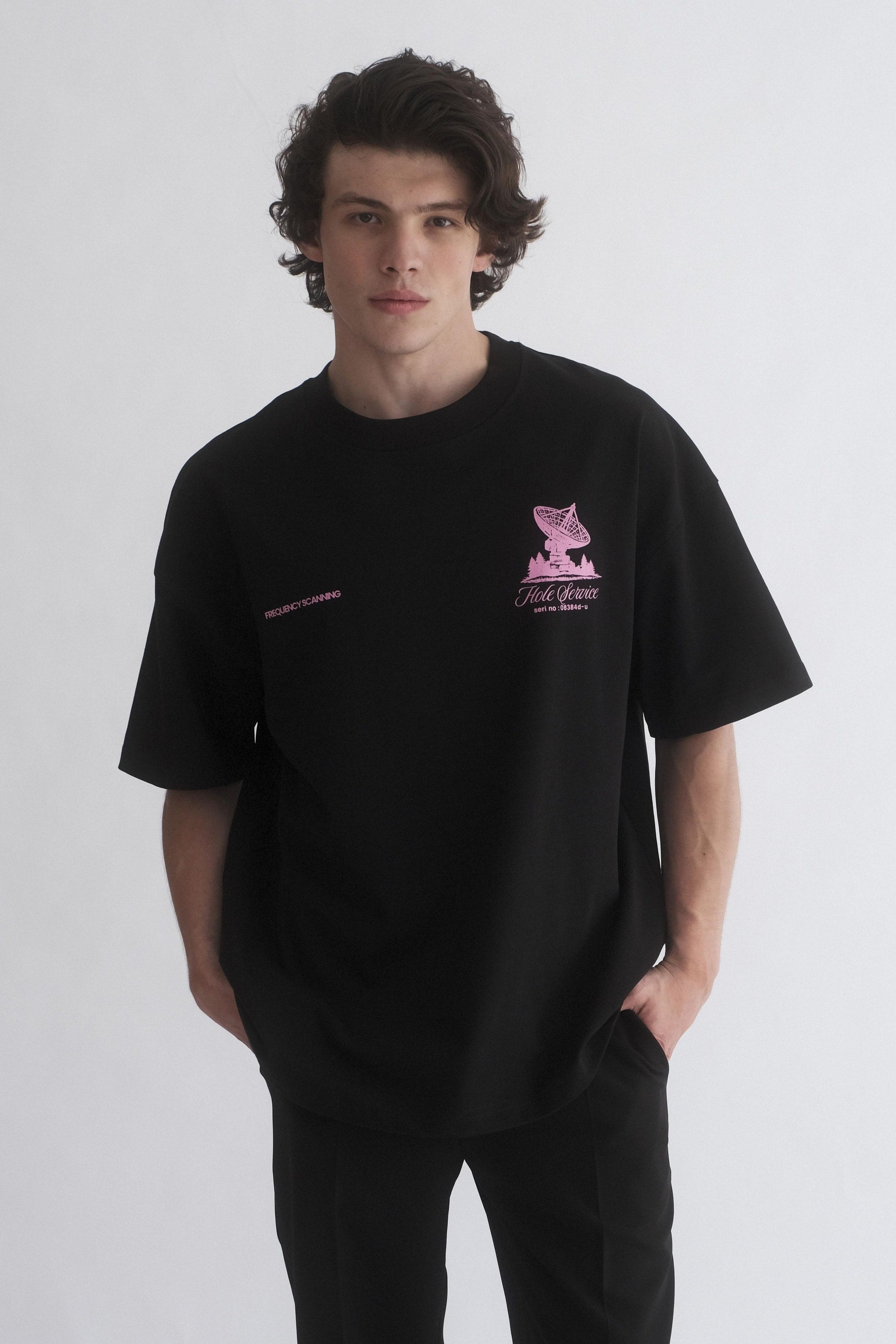 Hole Service Satellite Baskılı Oversize T-Shirt - 15