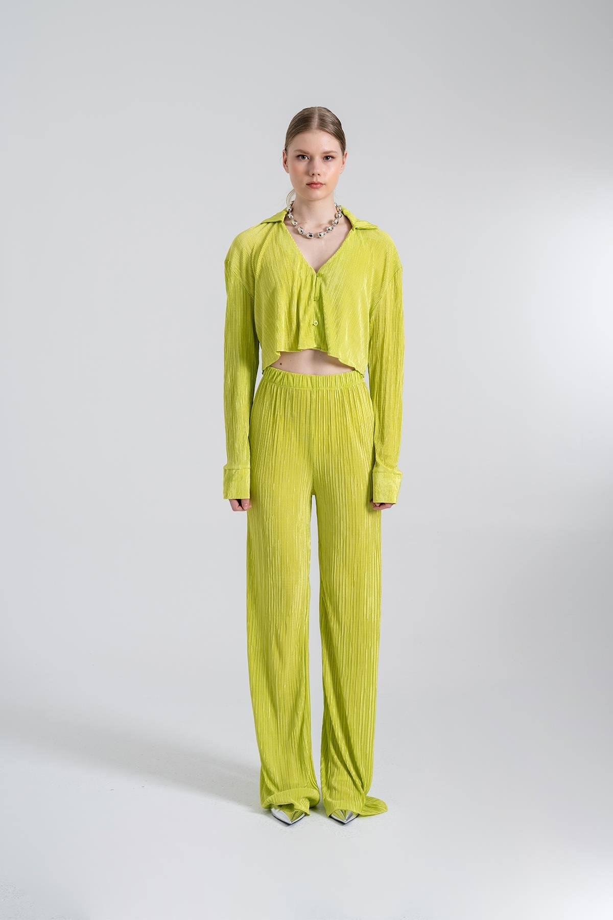 Crop Model Düğme Kapamalı Comfy Crop Gömlek Yeşil
