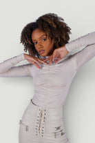 Holly Lolly-Draped Drape Detaylı Yarım Balıkçı Bluz – Ekru-Bluz-1-milagron.live