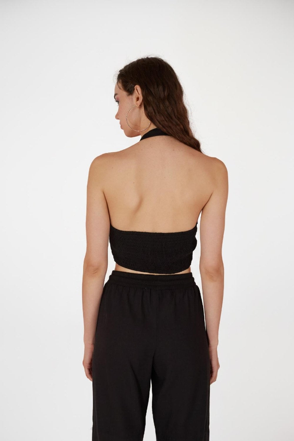 Metal Aksesuar Detaylı Halter Crop Bluz, Siyah - 2