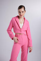 Holly Lolly-Vatkalı Atlas Kumaş Crop Model Panky Ceket Pembe-Ceket-1-milagron.live