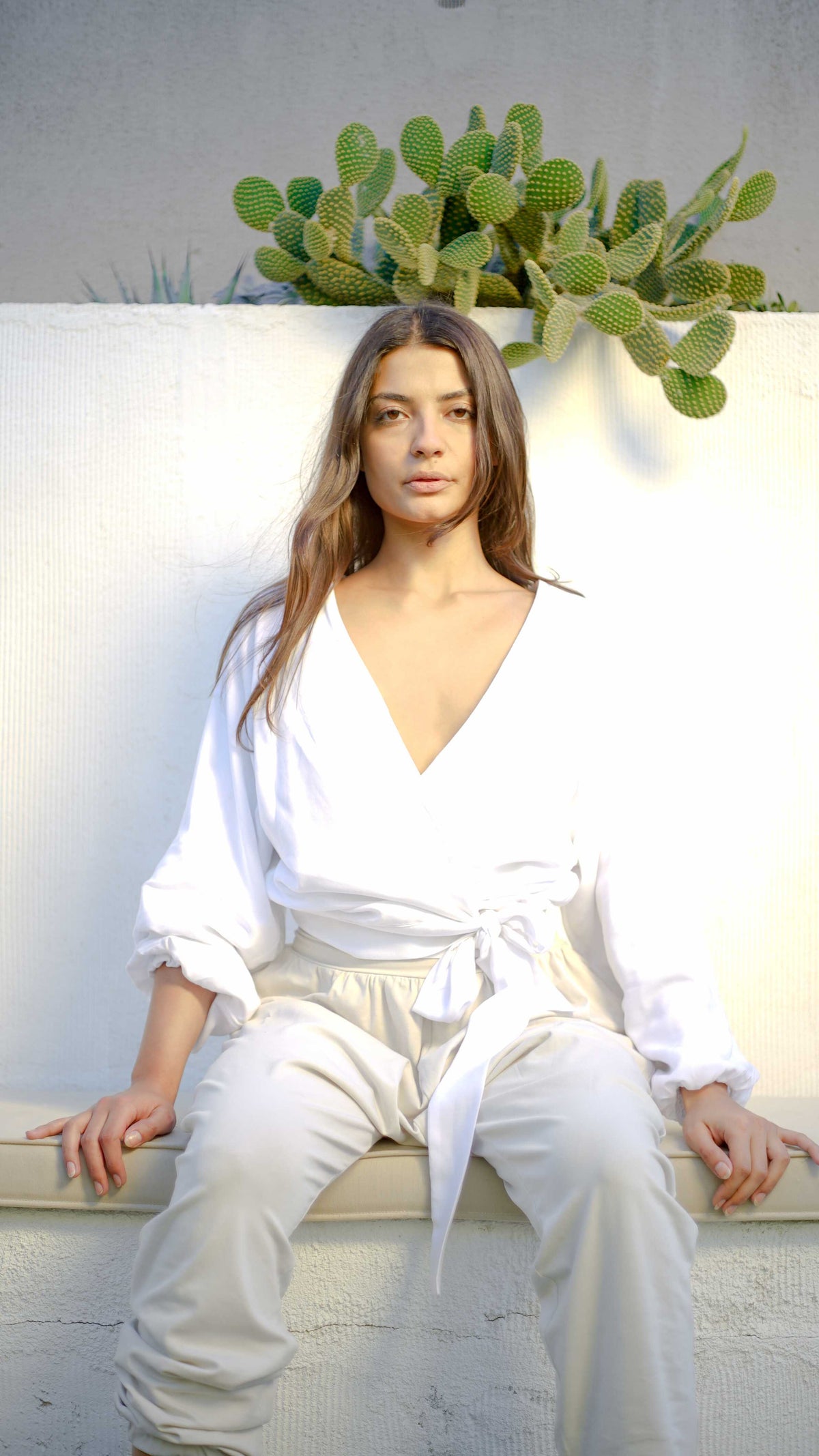 Iamlovein-SORUNLU - White' Uttana Jacket-Ceket-1-milagron.live