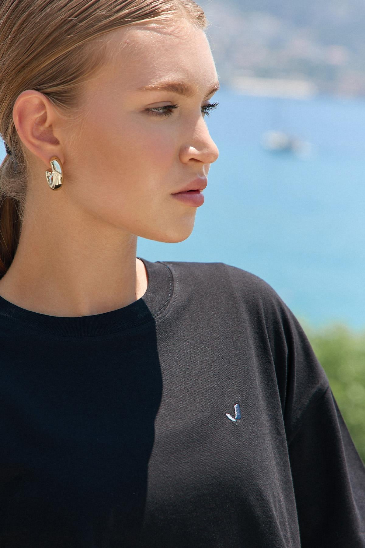 Jerf-Aura Crop T-Shirt-T-Shirts-2-milagron.live