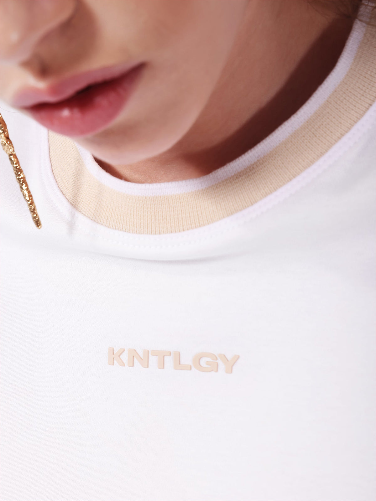 Kntlgy-Summer Seeker Beyaz T-Shirt-T-Shirts-2-milagron.live