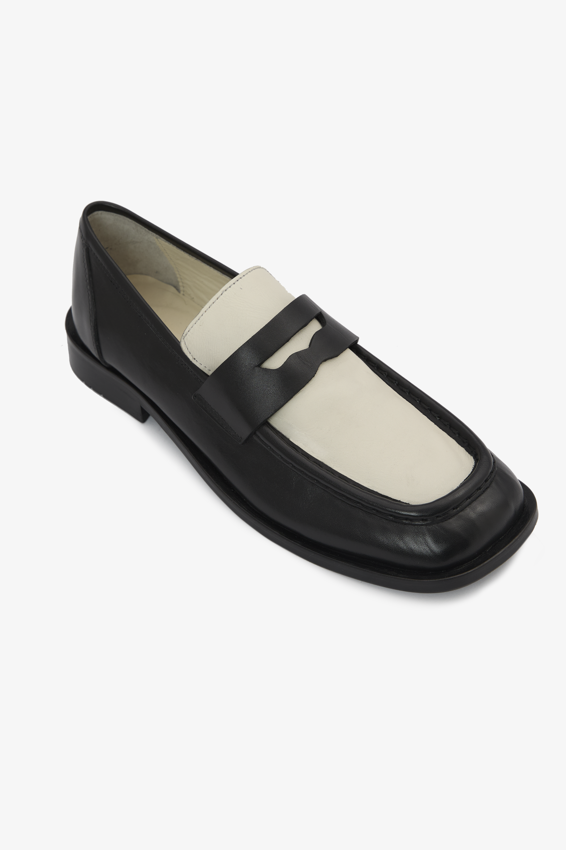 No:5 Loafer