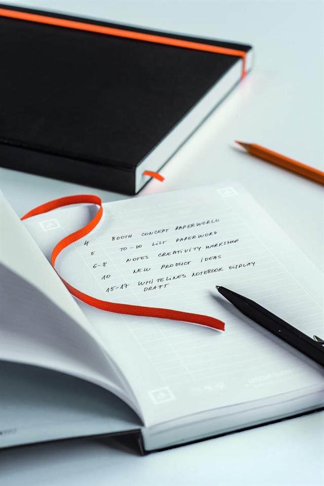 Leuchtturm 1917-Leuchttrum1917 X White Lines Links Limited Edition Dijital Defter 121 Numaralı Sayfa, çizgili Lb11 Wll-Çizgili-2-milagron.live