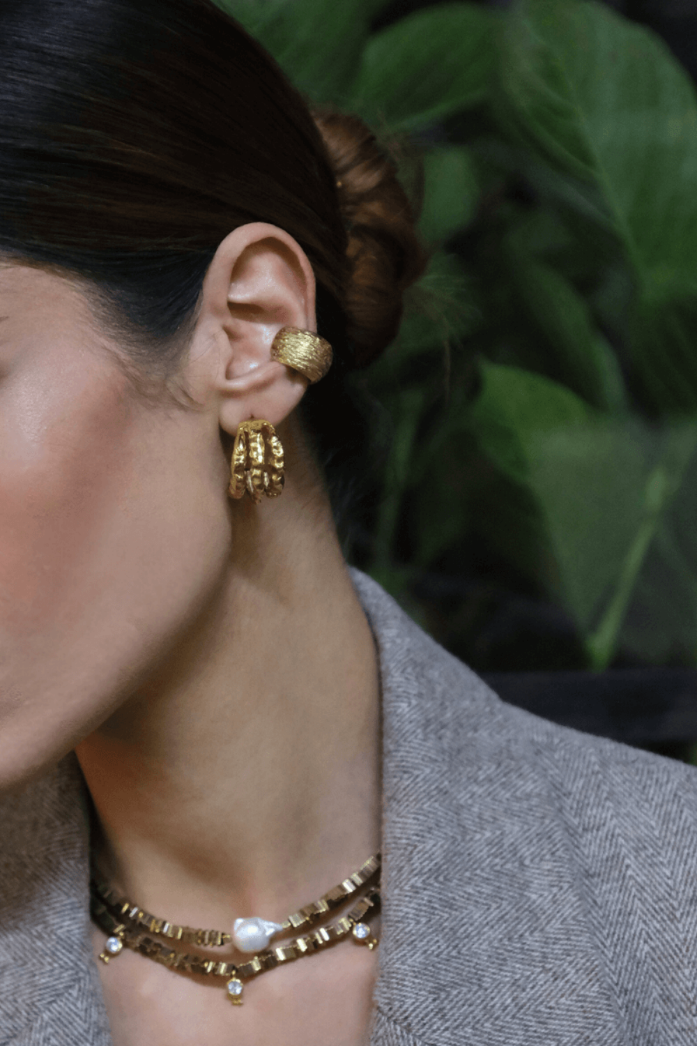Linya Jewellery-Fery Çizgili Kıkırdak Küpe Gold-Küpe-3-milagron.live