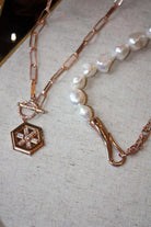 Linya Jewellery-Miyness Baget Madalyon Kolye Gold-Kolye-5-milagron.live