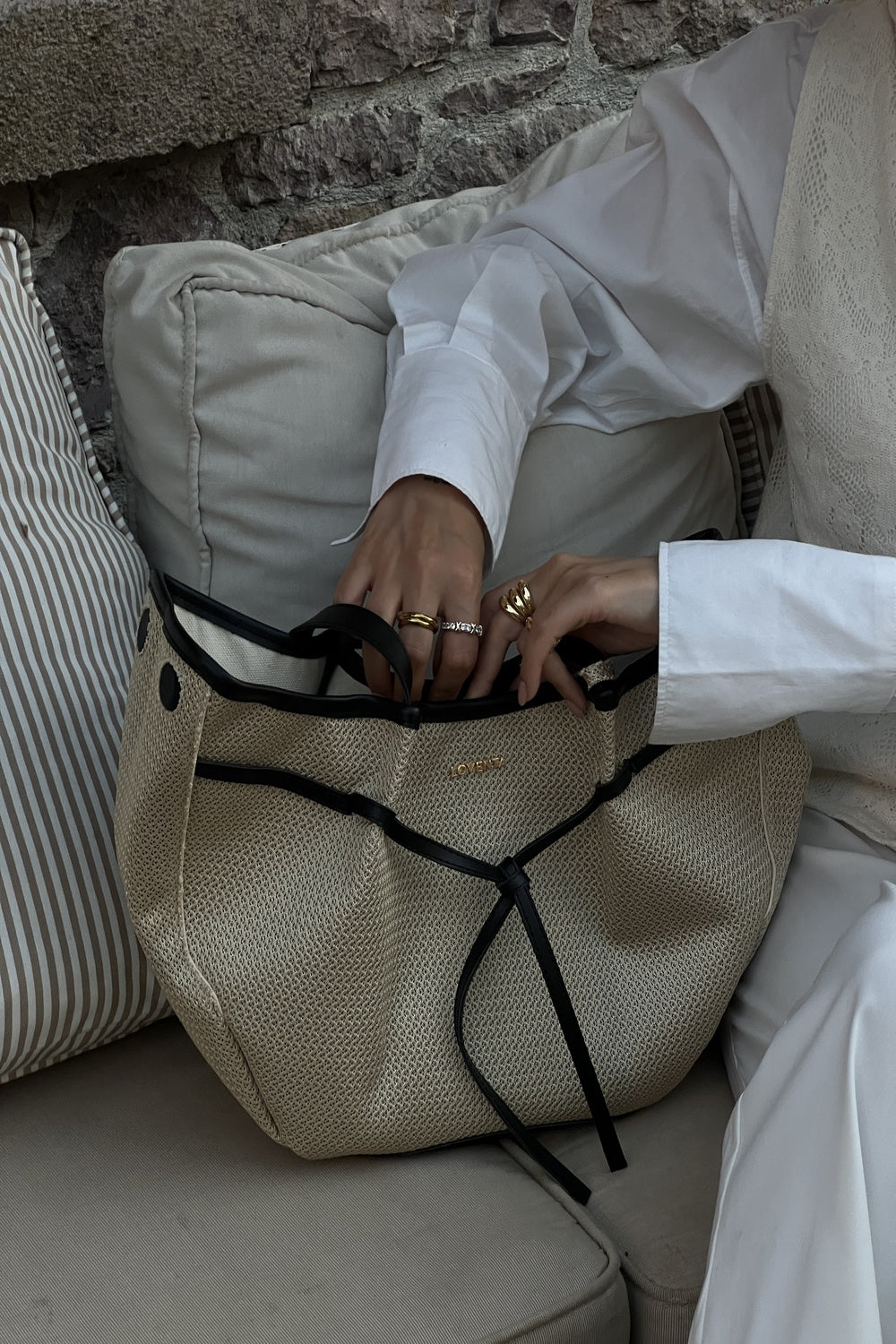 Loventa-Large Tote Bag Bej & Siyah Niesha Allure-Omuz Çantası-6-milagron.live