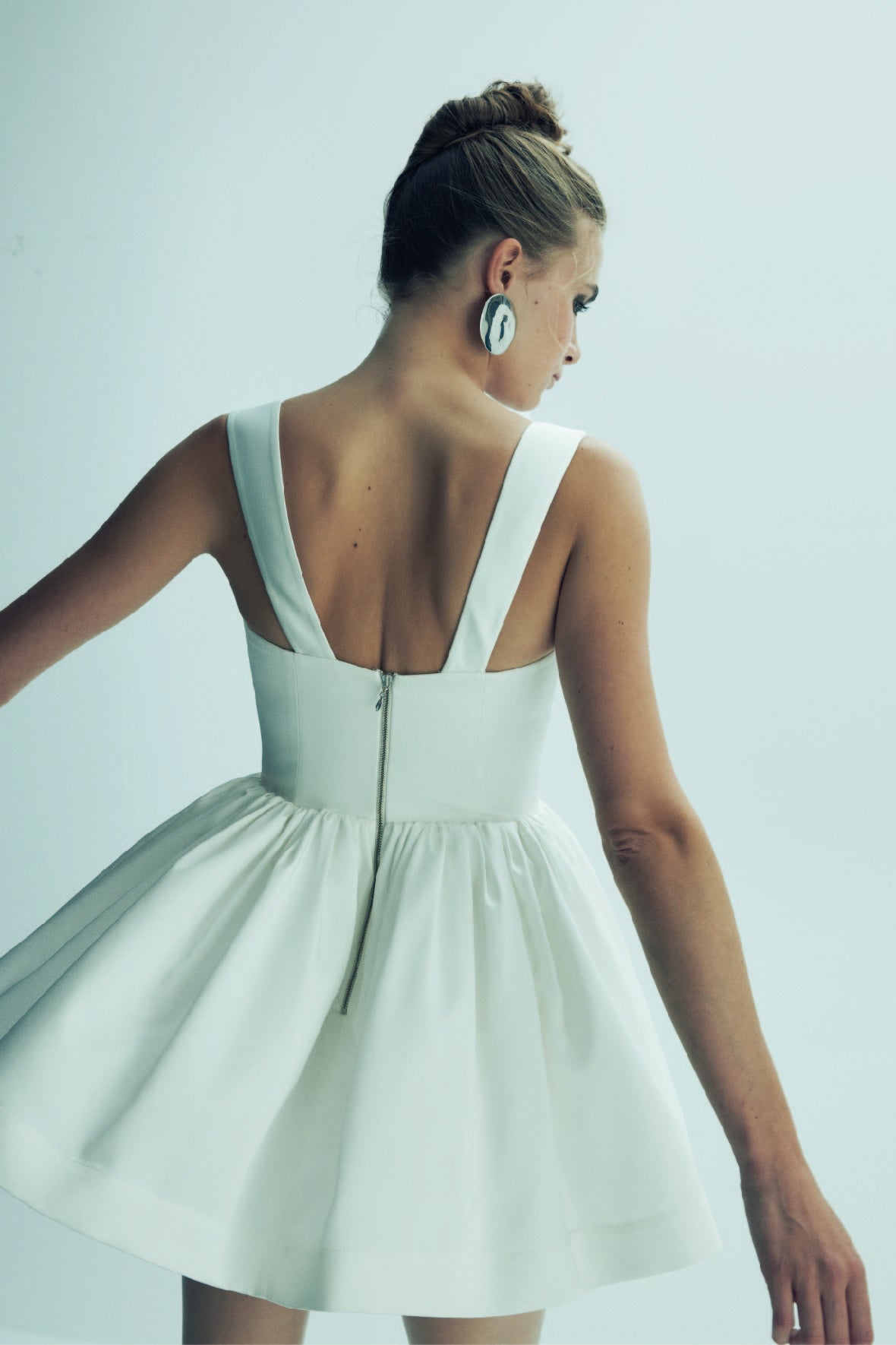 Nazlı Ceren-Leanne Saten Mini Elbise Lily White-Elbise-5-milagron.live