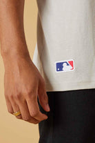 New Era-League Essential Tee NY Yankees-T-Shirts-5-milagron.live