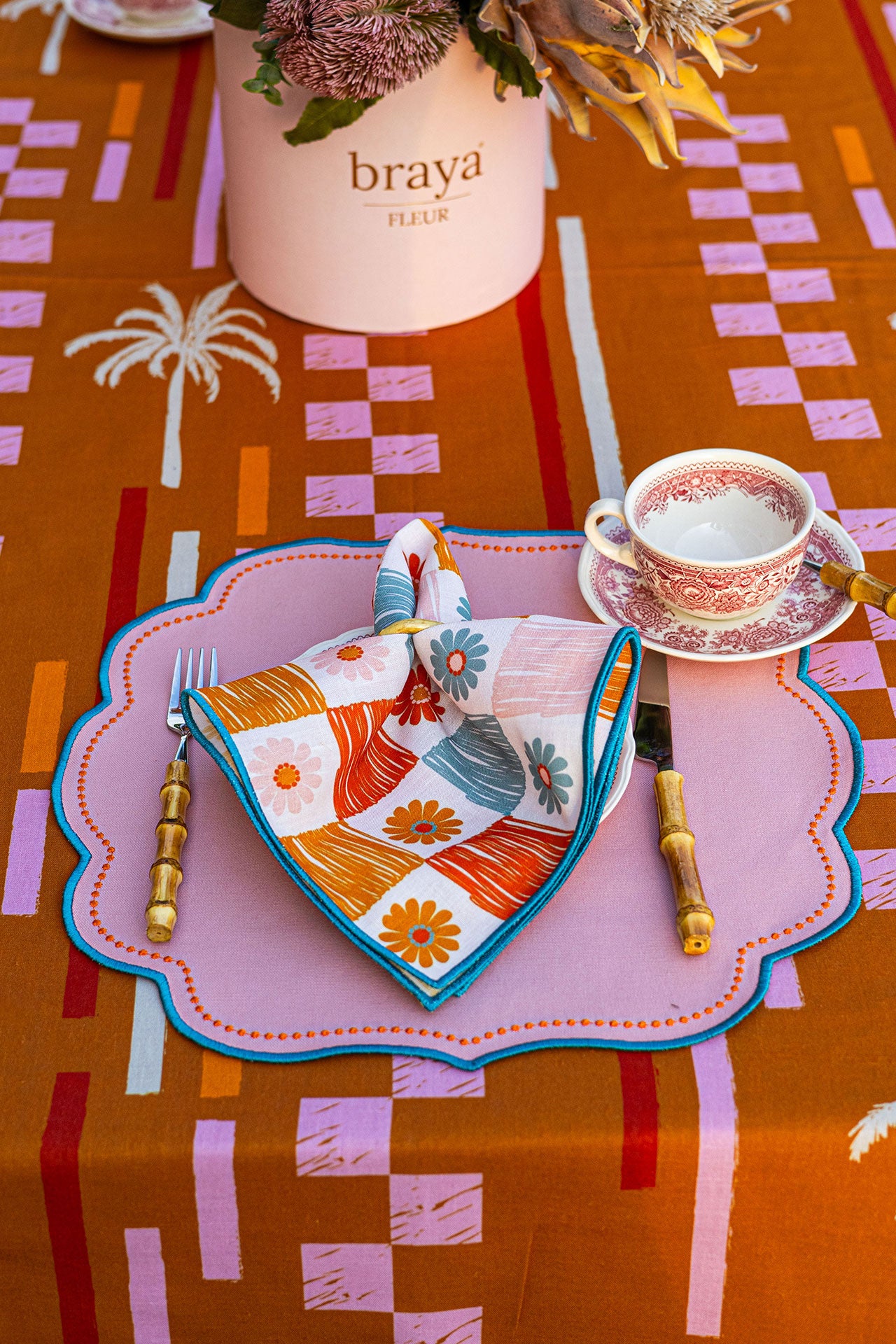 Palms &Amp; Sands Masa Örtüsü