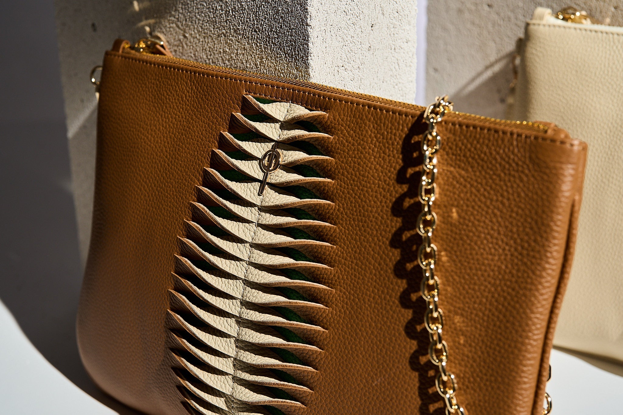 Otrera-Clutch Hera Tan-Clutch-7-milagron.live